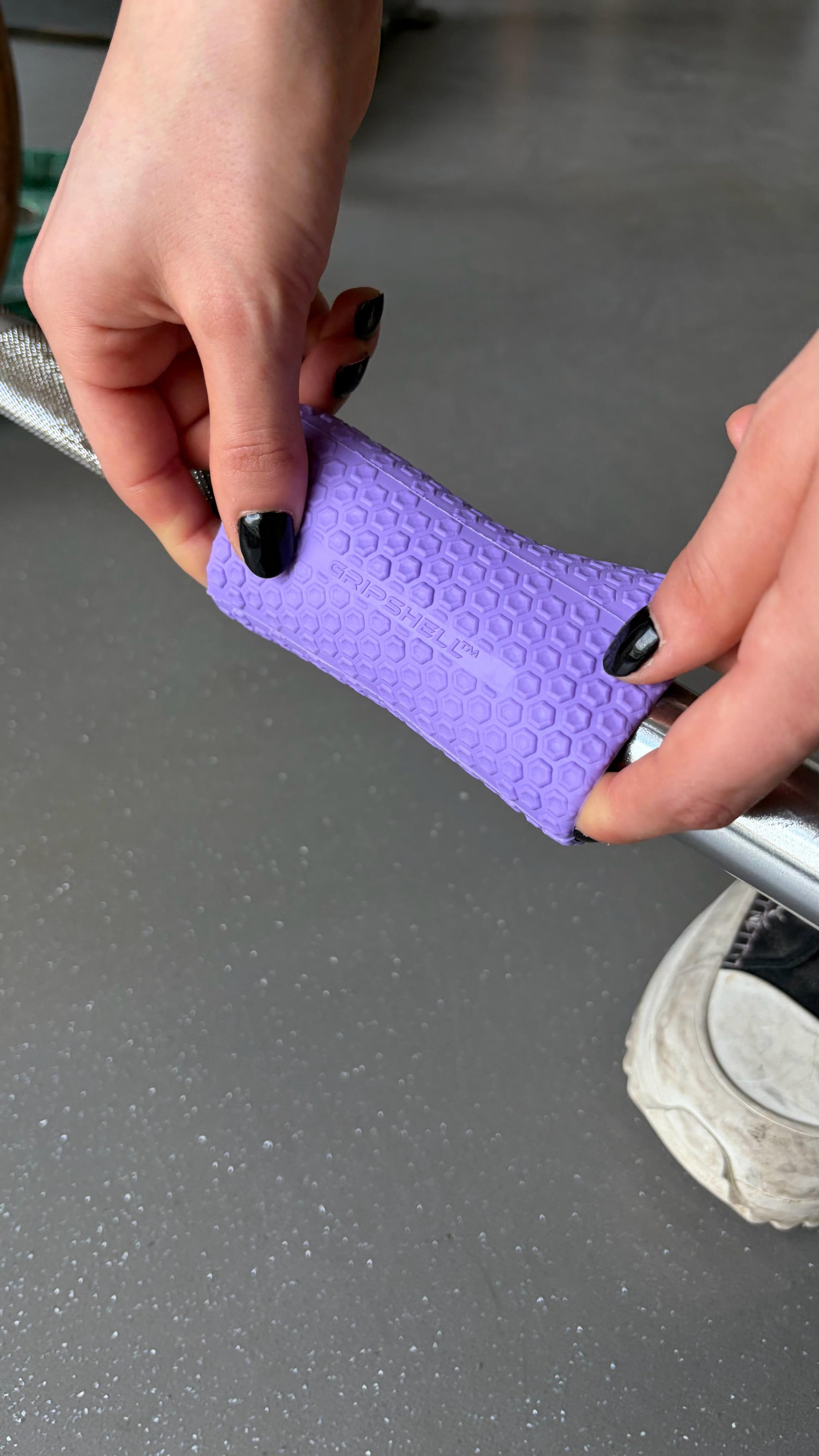 Vhion Gripshell ile halter çekişinde güçlü ve kaymaz tutuş